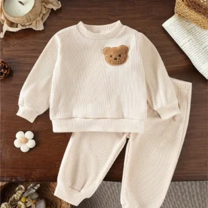 Conjunto beige oso