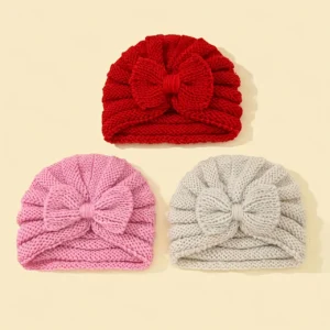 PACK DE 3 UNIDADES DE GORRITOS 0-2